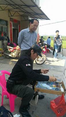 小记者夏令营本报今年精心策划的3条夏令营线路“博士带你探索自