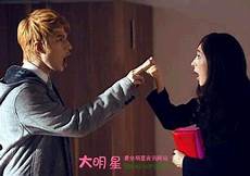 武汉大学牌坊武汉大学牌坊,最先看到的就是经历百年风雨的正