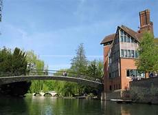 张佳宁的舅舅张佳宁的舅舅,他在《甄嬛传》里扮演的温太医